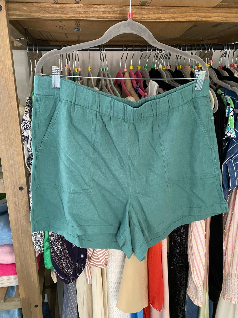 J.CREW Teal Green Linen-Blend Women’s Casual Shorts! 🐚 - Picture 5 of 14